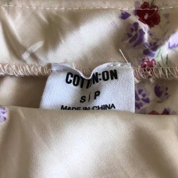 Cotton On Pink Floral Satin Maxi Skirt Size Medium - Picture 5 of 6